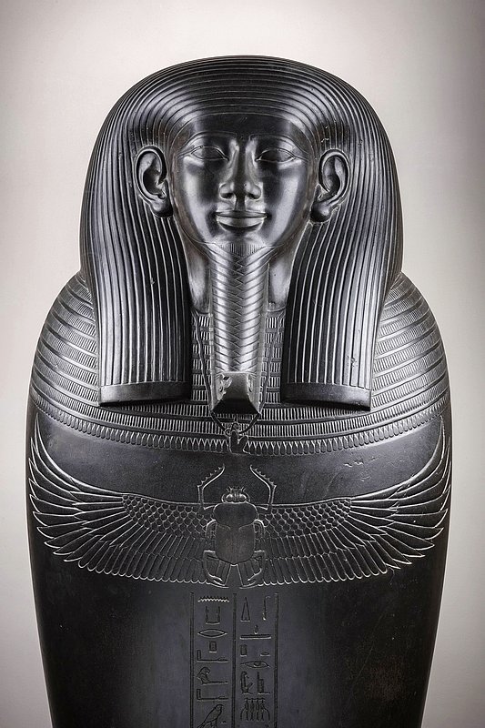 sarcophagus of the vizier Gemenefherbak, XXVI Sais dynasty (664-525 a.C), sculpted in basalt. On the chest a great winged scarab is engraved, a symbol of rebirth